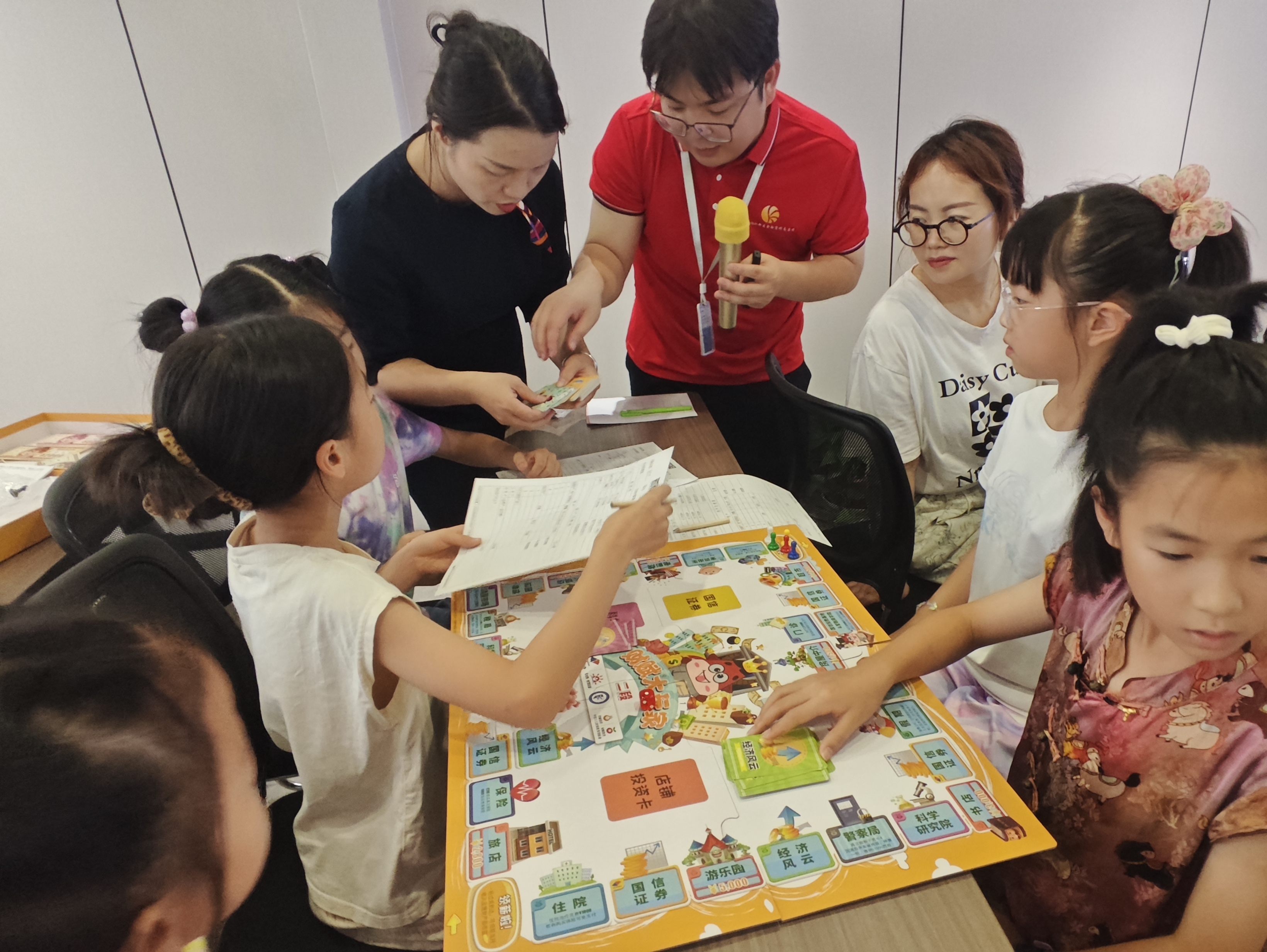 【长沙】暑期少儿"财商"教育开展恰逢其实-湘江新区金融宣讲志愿者这